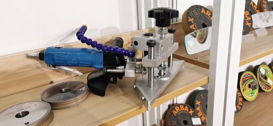 Al dettaglio macchine per la rettifica degli angoli pneumatiche manuali di vetro